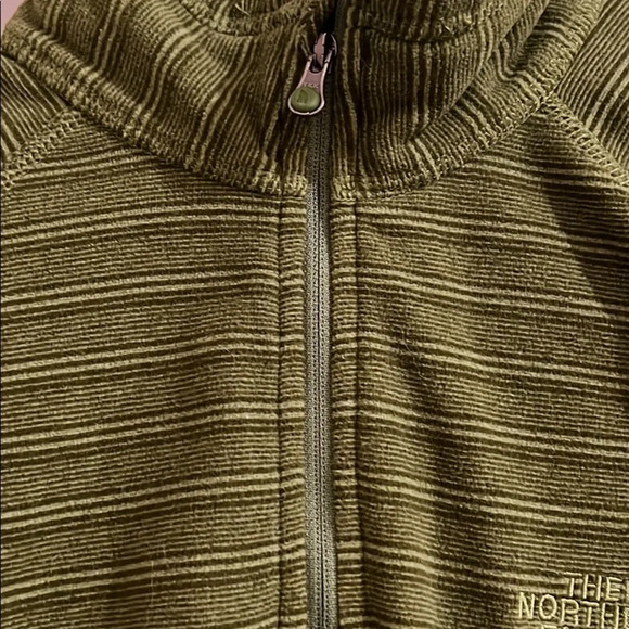 FINAL PRICE DROP The North Face Ladies Pullover with Polartech Thermal Pro - Picture 6 of 7